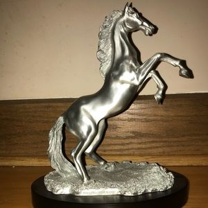 100% Pewter Horse Statue
